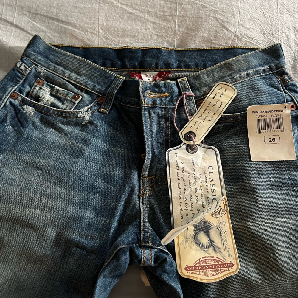 NEW NWT Lucky Brand Jeans Classic Rider Easy Fit Bootleg Sz 2/26 Inseam 28" NICE